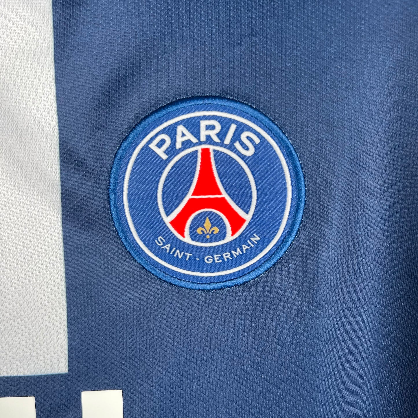 PSG “ALL – Accor Live Limitless” 2019–20 — Camiseta home Nike azul (franja central)