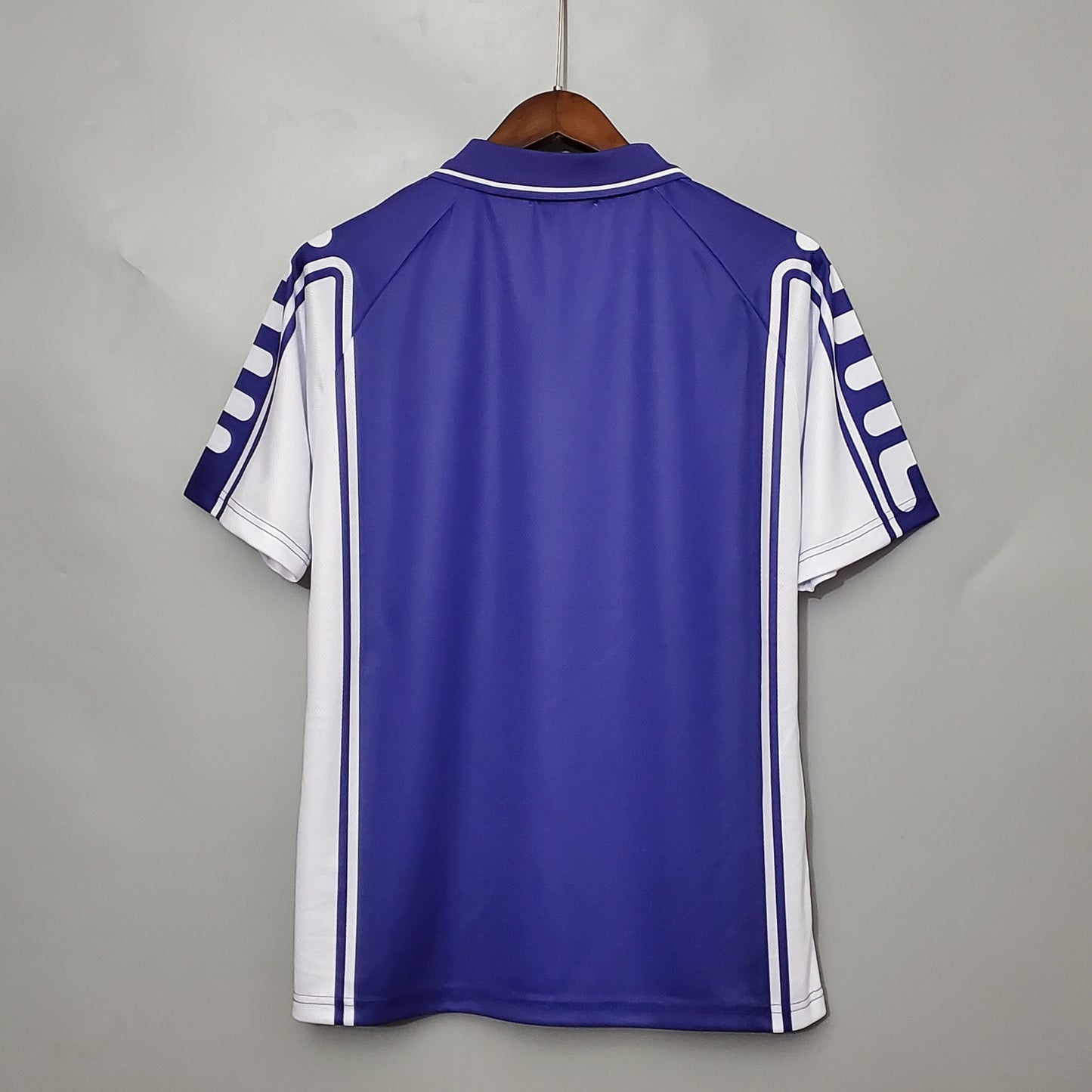ACF Fiorentina “TOYOTA” 2000–02 — Camiseta home Fila violeta (mangas blancas)