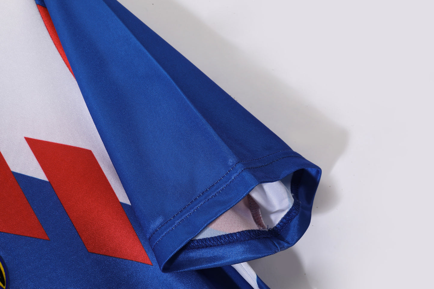 Camiseta Francia adidas Local finales 80s (1988–1990 aprox.) – Azul con chevrons rojos