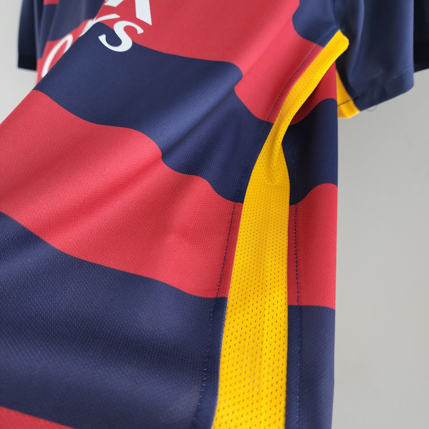 FC Barcelona Home 2015/16 – Nike “Qatar Airways” (hoops)