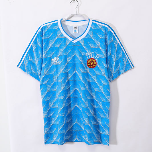 Camiseta DDR / Alemania Democrática adidas Visitante 1988–1990 – Azul con patrón geométrico (Trefoil)
