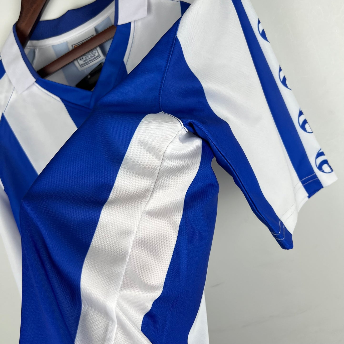RCD Espanyol “Massana” 1996–98 — Camiseta home blanquiazul (cuello polo)