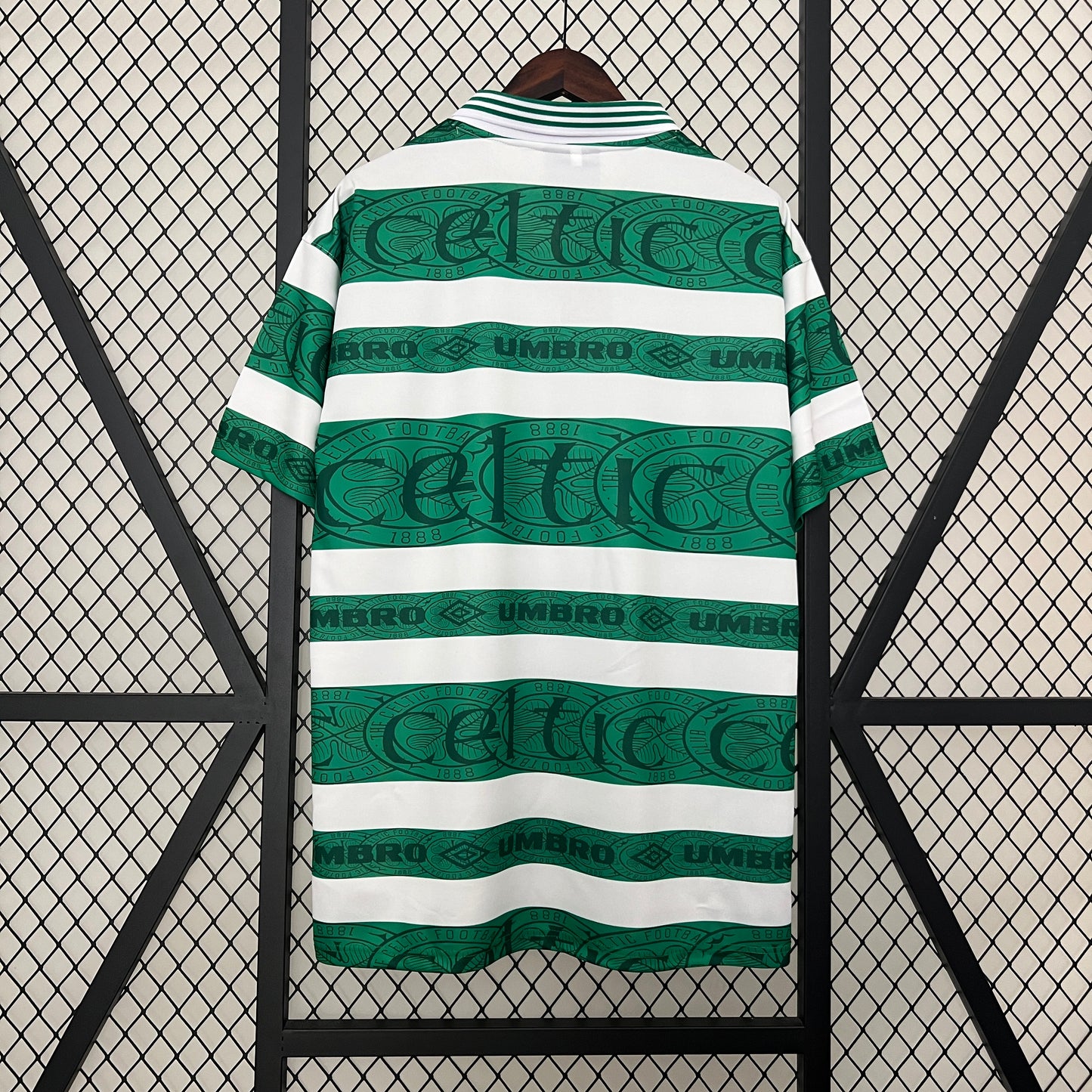 Celtic FC “CR Smith” 1991–92 — Camiseta home Umbro a franjas (cuello polo)
