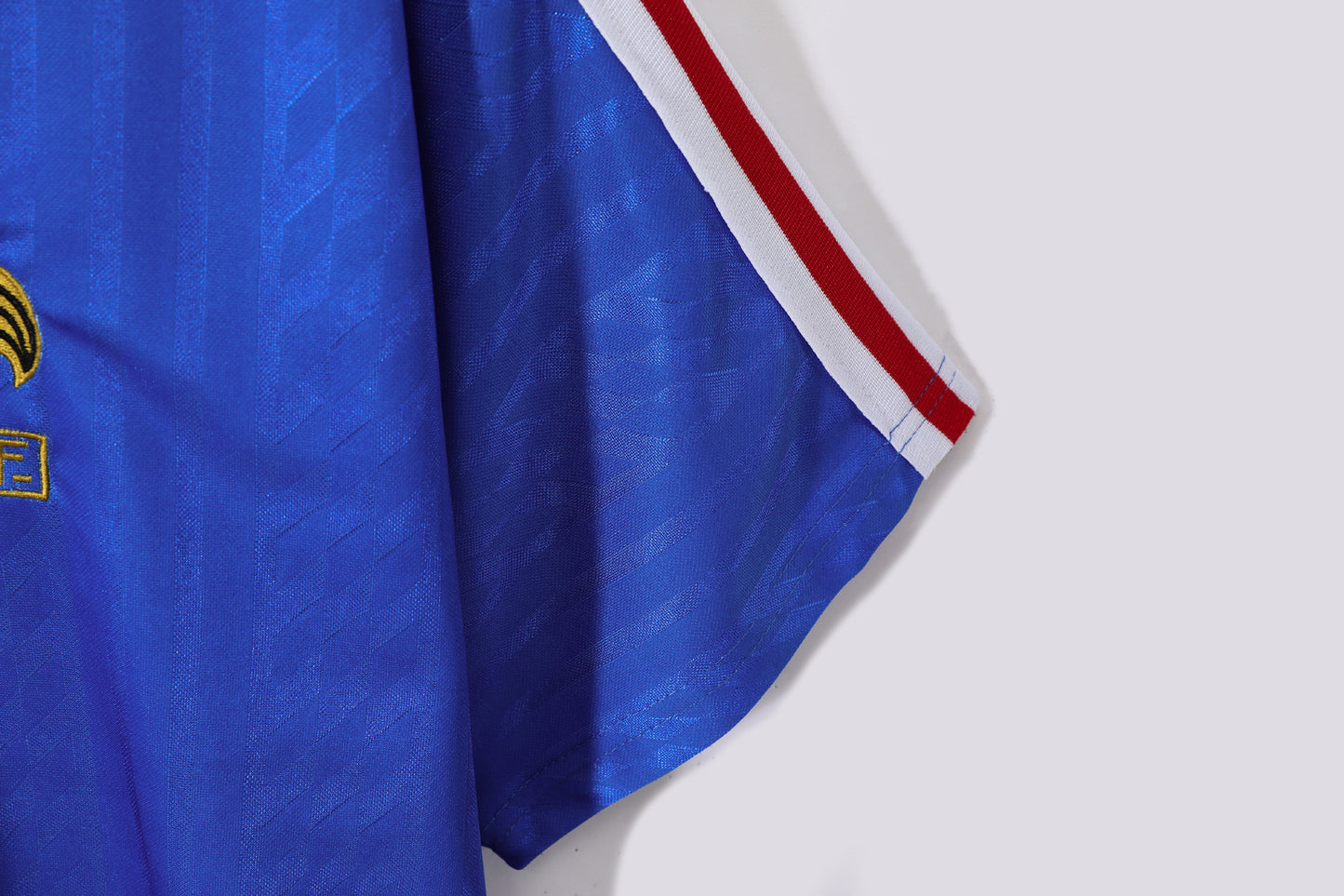 Camiseta Francia adidas Local 1992–1993 – Azul con franja de triángulos tricolor