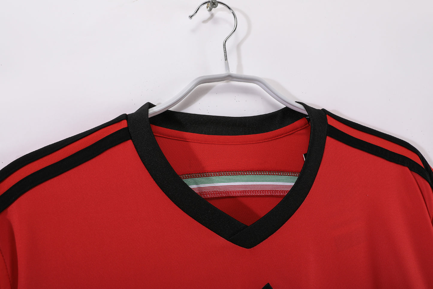 Camiseta México adidas Visitante 2014/15 – Roja con rayo negro (Climacool)