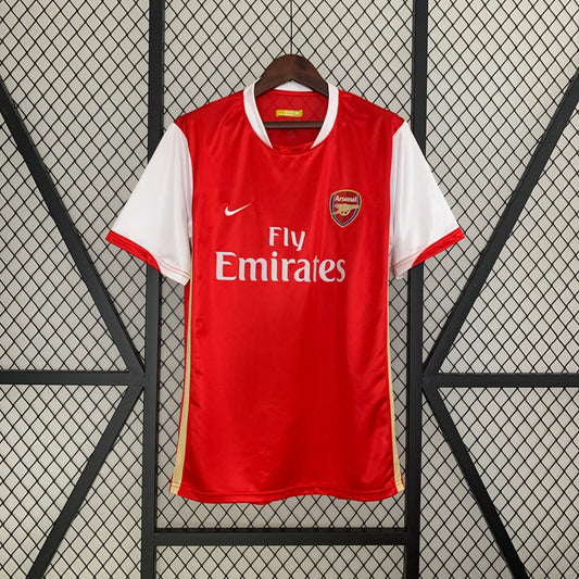 Arsenal “Fly Emirates” 2006–08 — Camiseta home Nike roja (mangas blancas)