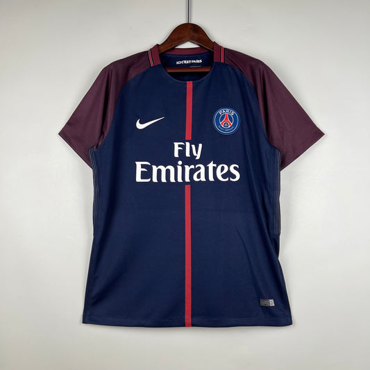 PSG “Fly Emirates” 2016–17 — Camiseta home Nike azul marino (mangas burdeos)