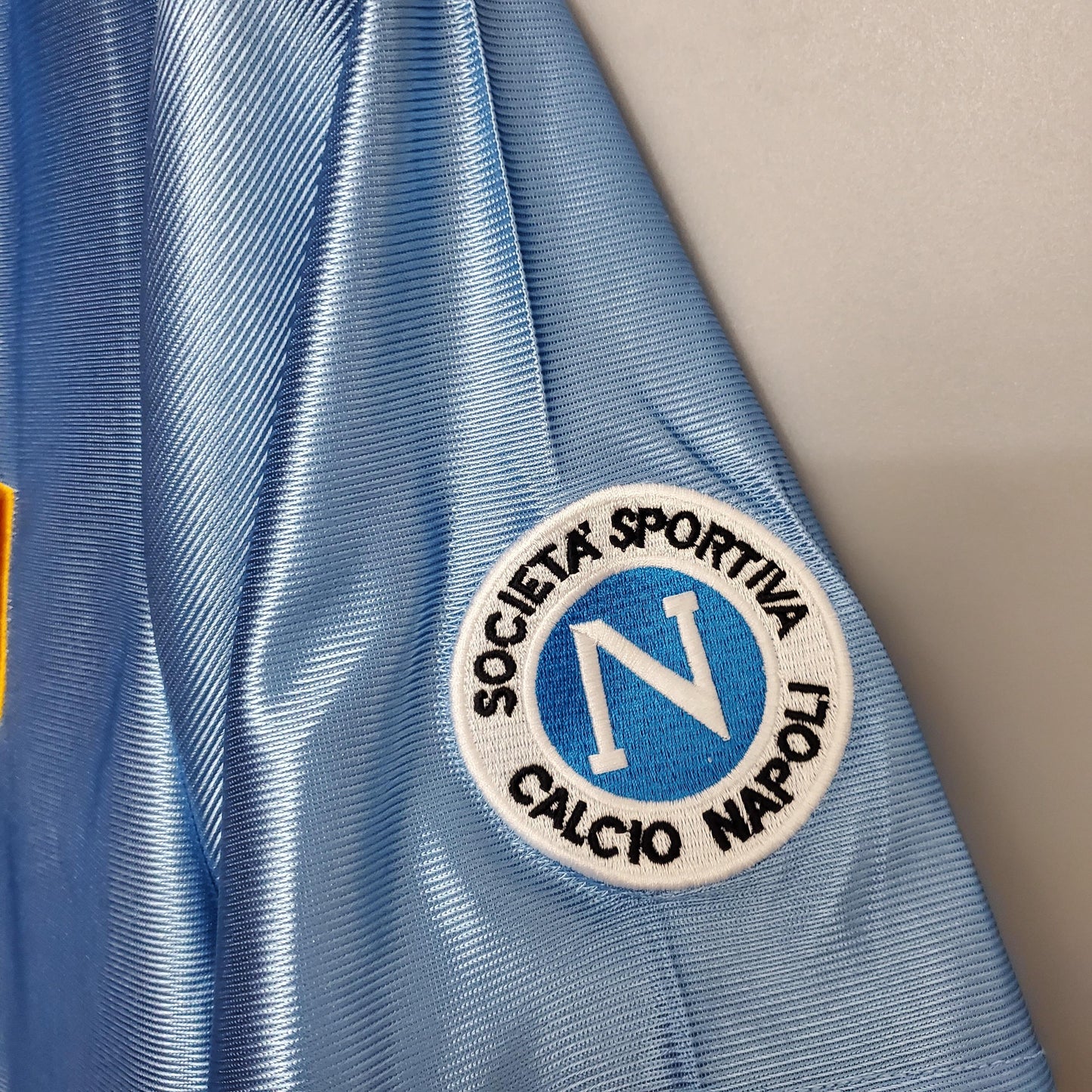 SSC Napoli “Buitoni” Scudetto 1987–88 — Camiseta home celeste (cuello blanco)