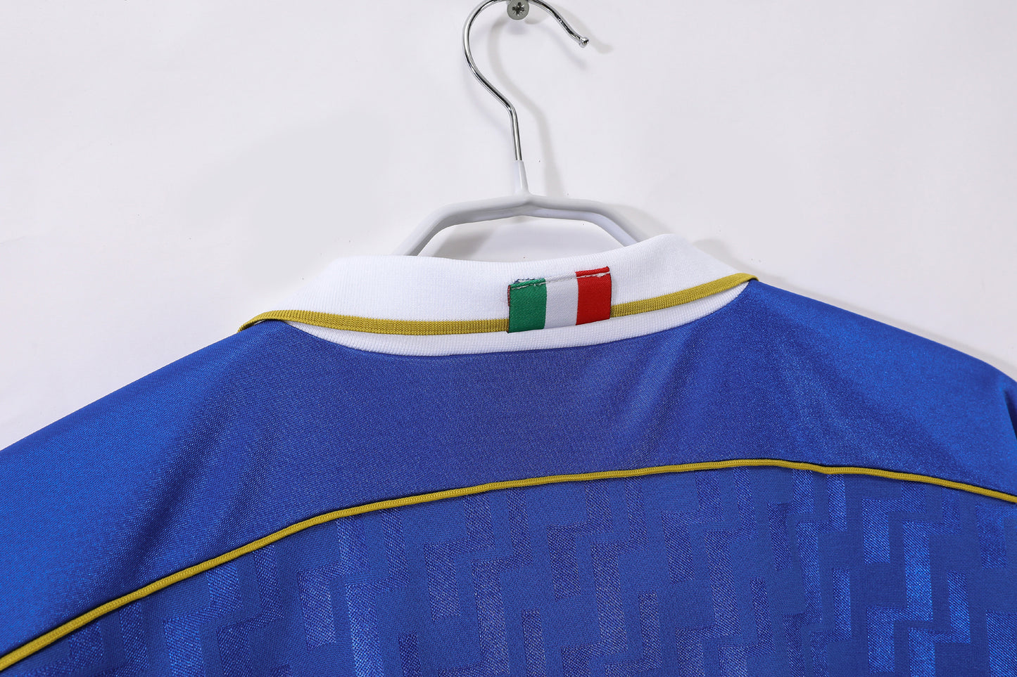 Camiseta Italia Nike Local 1998 Centenario (Francia ’98) – Cuello polo blanco