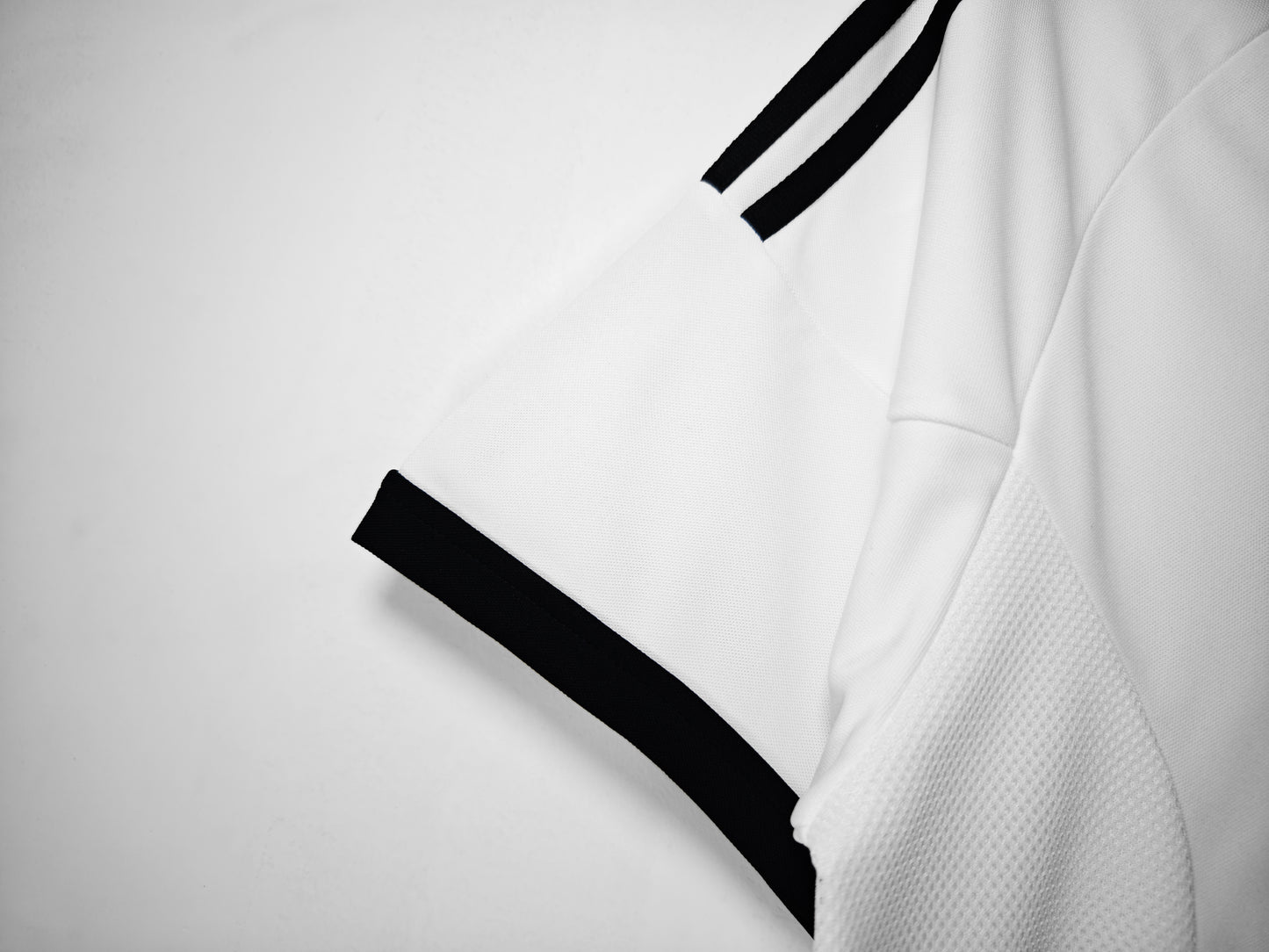 Camiseta Alemania adidas Local 2010/11 (Mundial Sudáfrica 2010) – Blanca con detalles negros – Climacool
