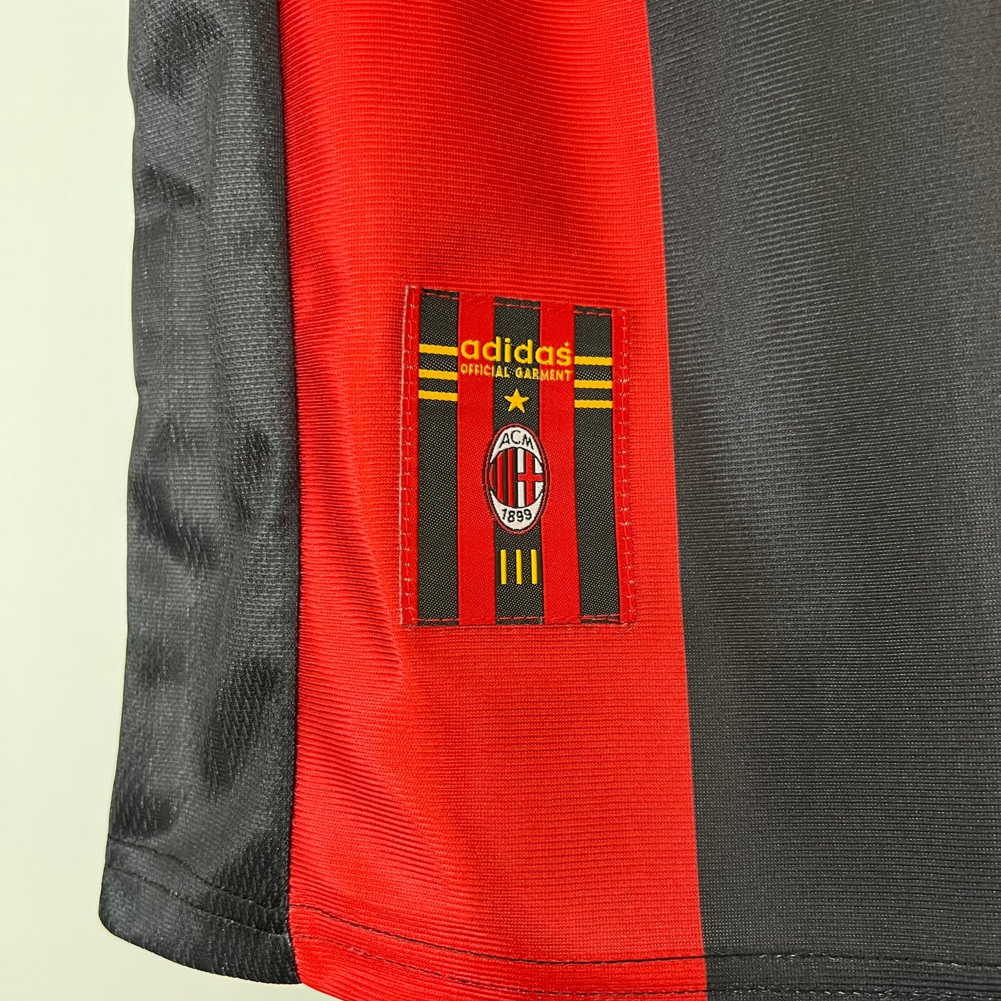 AC Milan 2000–02 Home “OPEL” — adidas rossonero